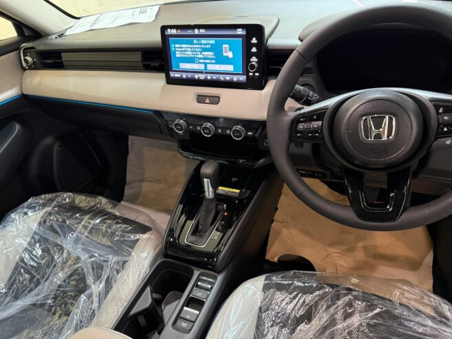 Honda Vezel Z PLAY 2025