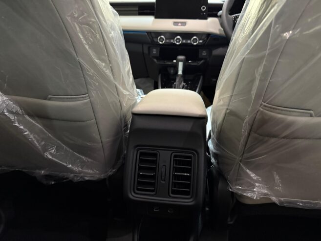Honda Vezel Z PLAY 2025
