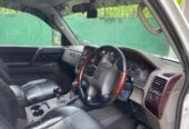 Mitsubishi Montero 2000