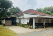 House for Sale in Kalutara Just 100m from Main Road (37 perches)