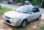 Mazda Familia 323 2000