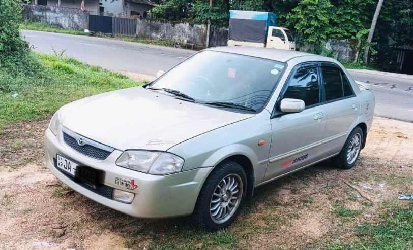 Mazda Familia 323 2000