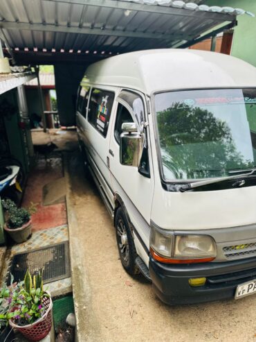 Toyota Hiace 2000