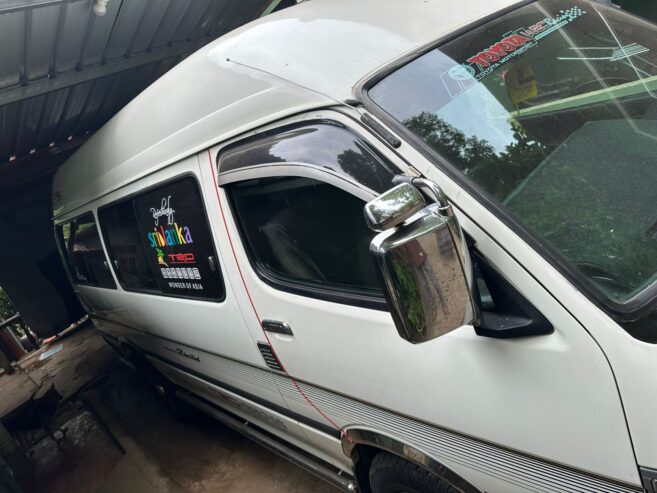 Toyota Hiace 2000