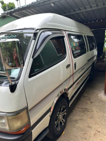Toyota Hiace 2000