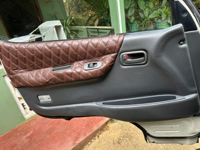 Toyota Hiace 2000