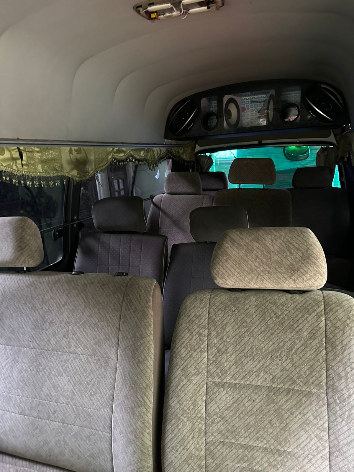 Toyota Hiace 2000