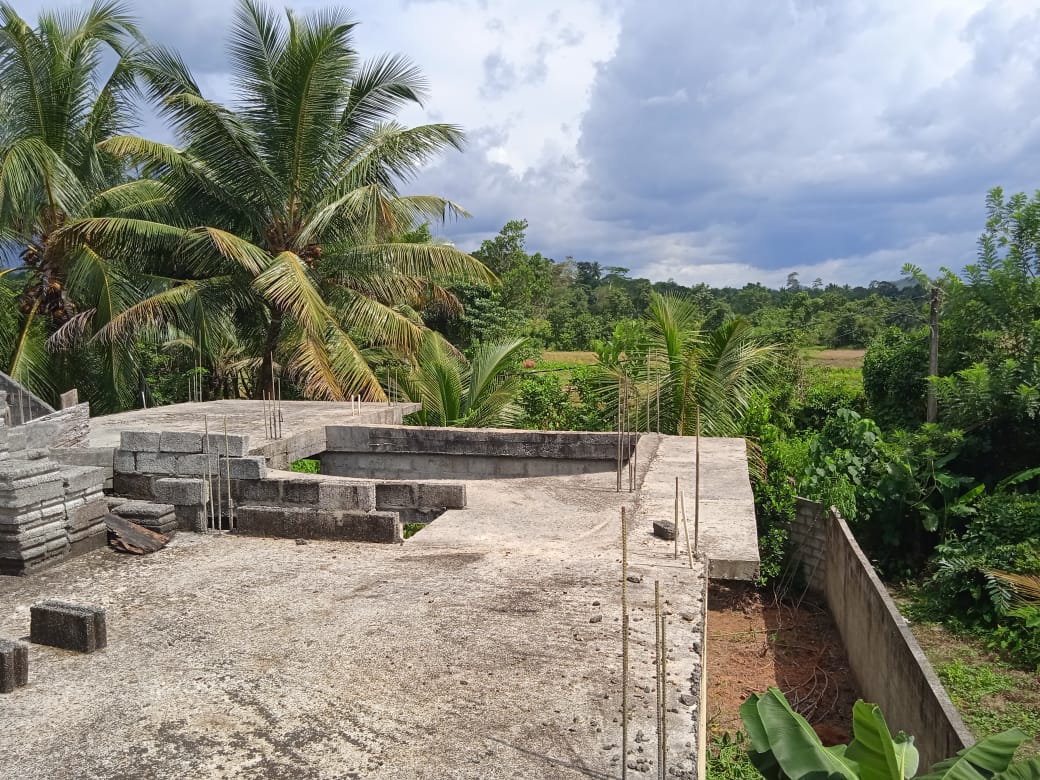 Land with House for Sale in සූරියගොඩ