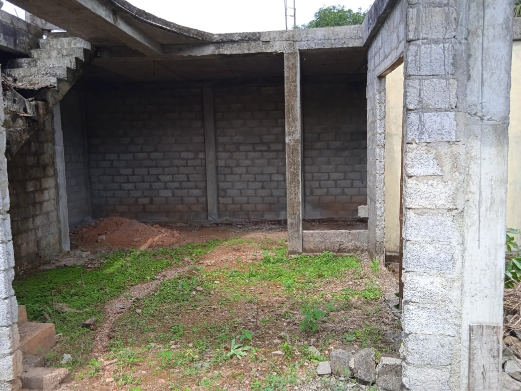 Land with House for Sale in සූරියගොඩ