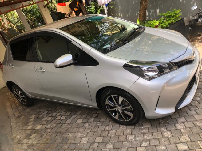 Toyota Vitz 2015