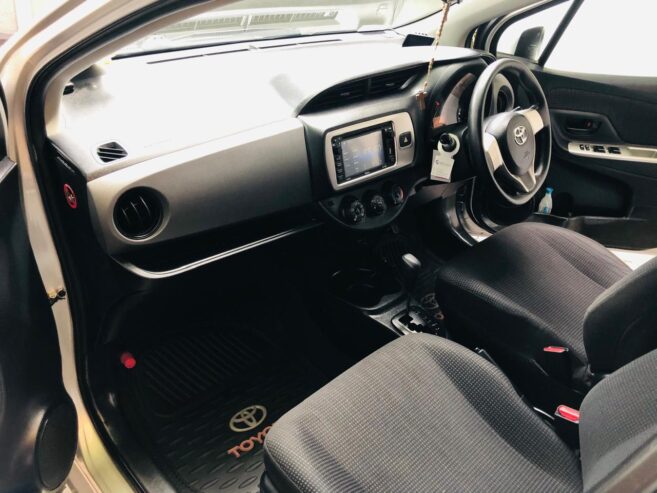 Toyota Vitz 2015