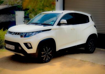Mahindra KUV 100 2023