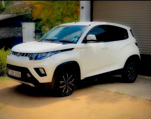 Mahindra KUV 100 2023