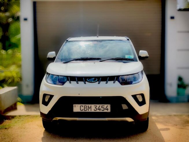 Mahindra KUV 100 2023