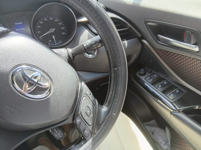 Toyota CHR SUV 4×4 2017