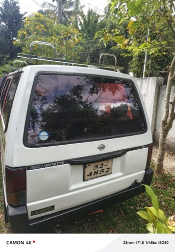 Nissan Vanette 1987