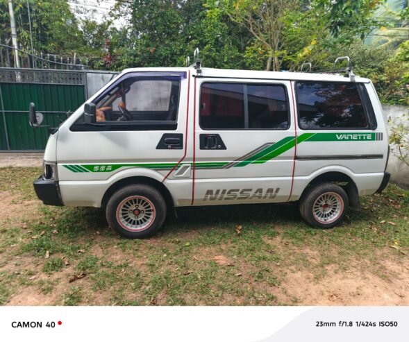 Nissan Vanette 1987