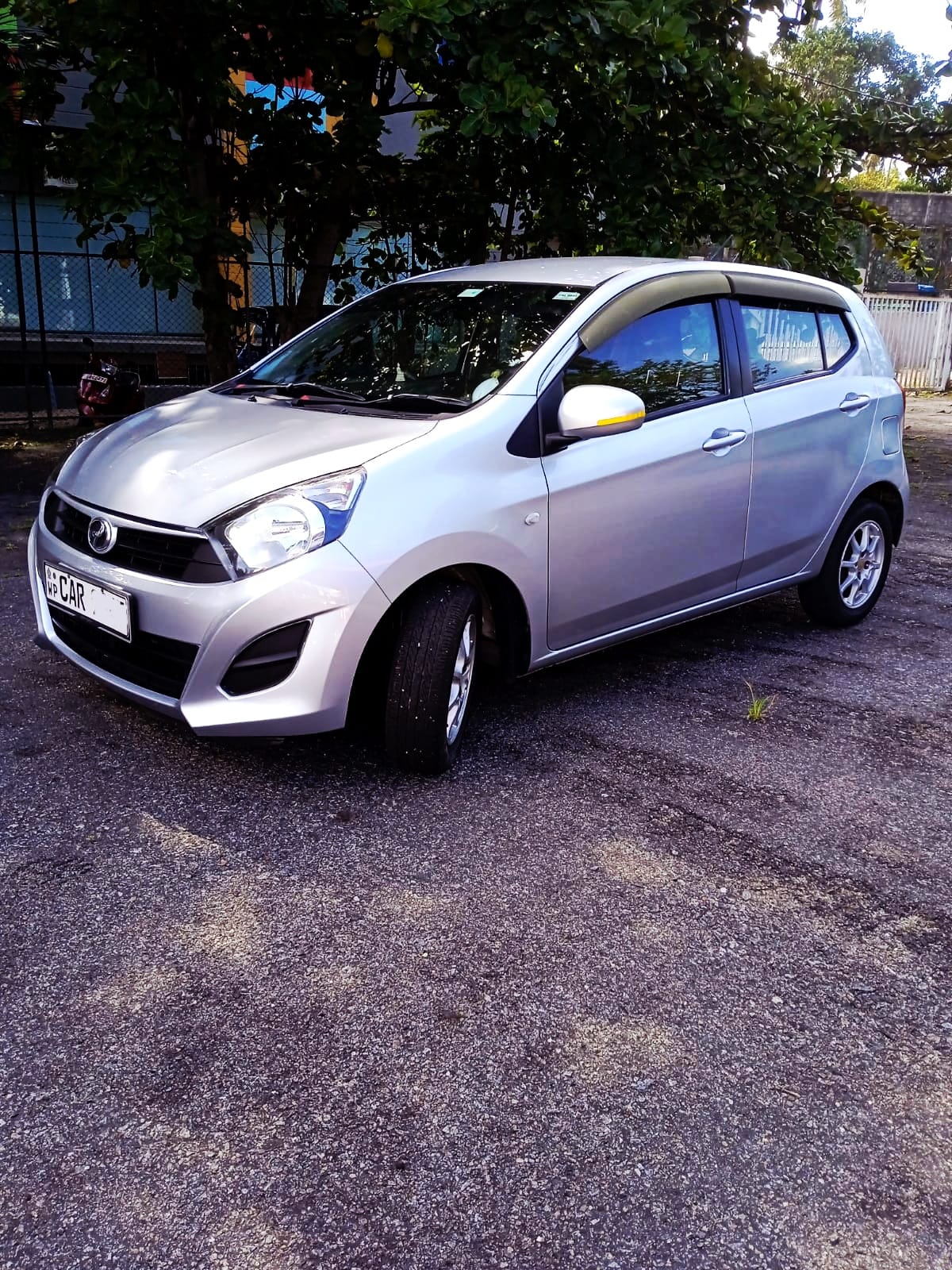 Perodua Axia G 2016