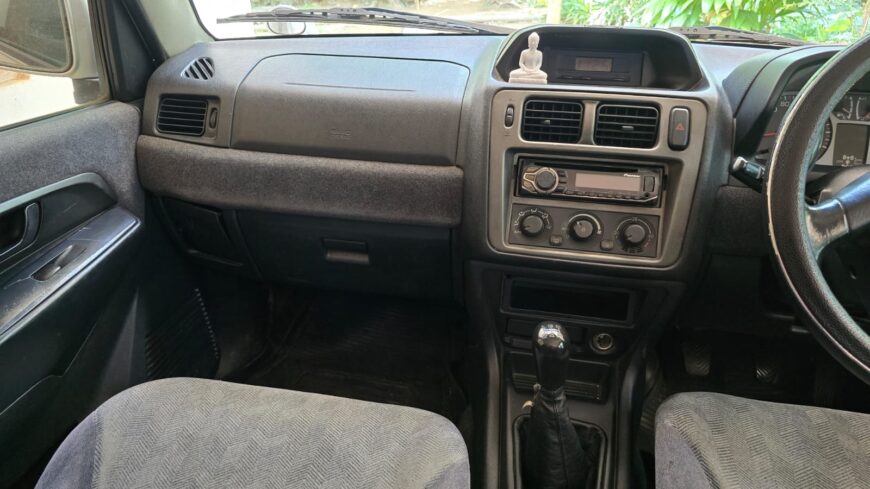 Mitsubishi Pajero 2000