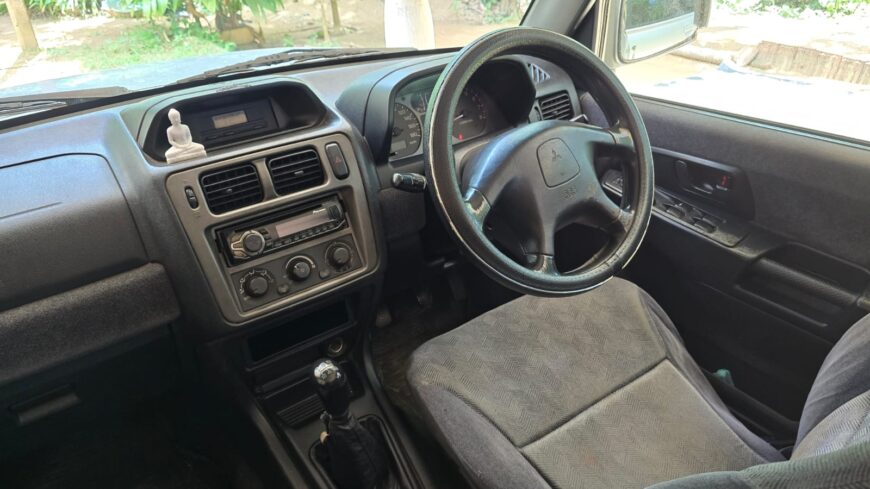Mitsubishi Pajero 2000