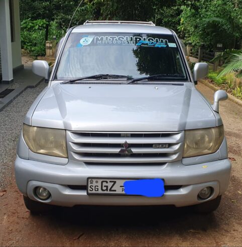 Mitsubishi Pajero 2000