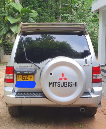 Mitsubishi Pajero 2000