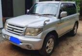 Mitsubishi Pajero 2000