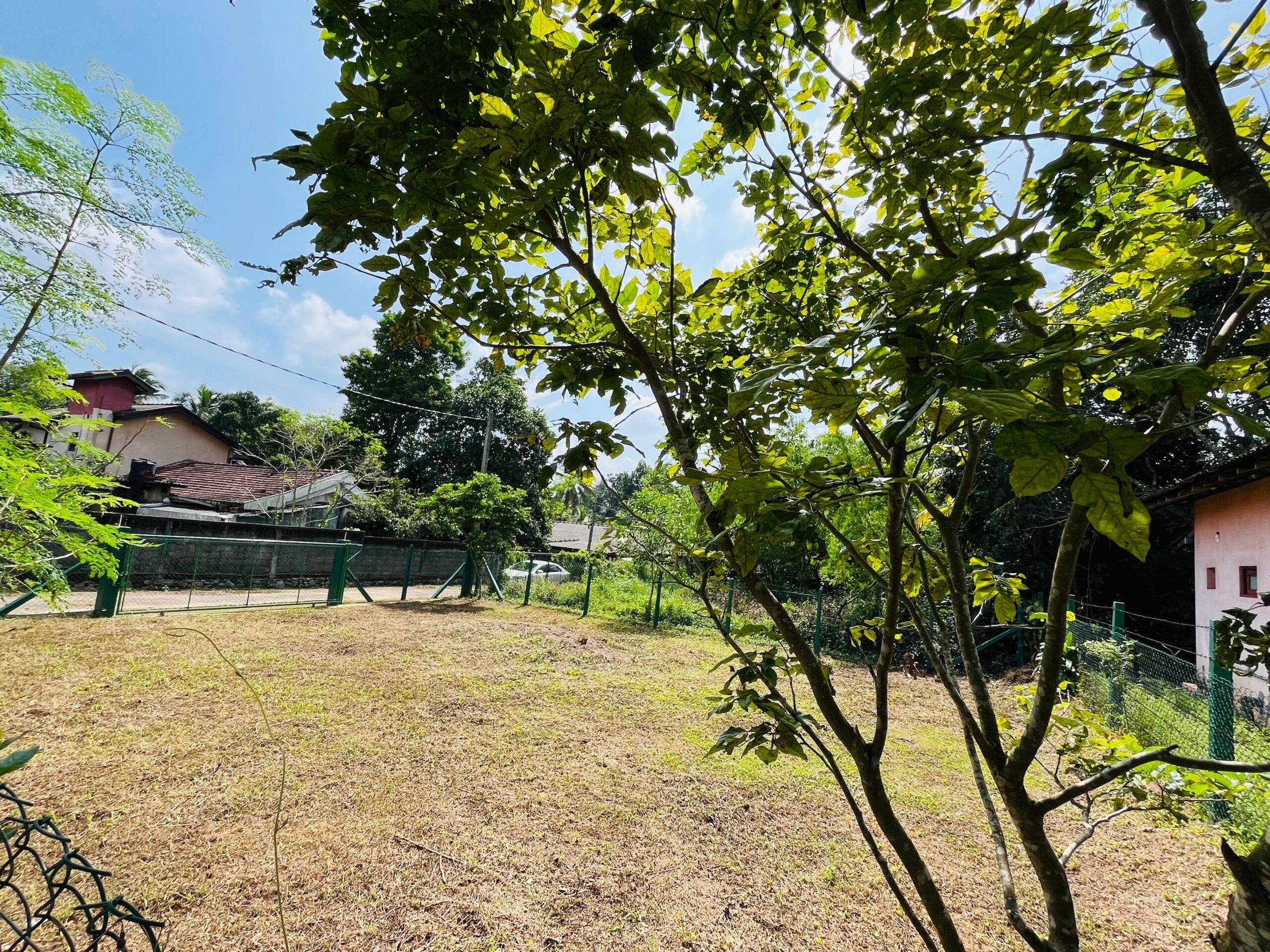 Land for Sale in Gampaha City
