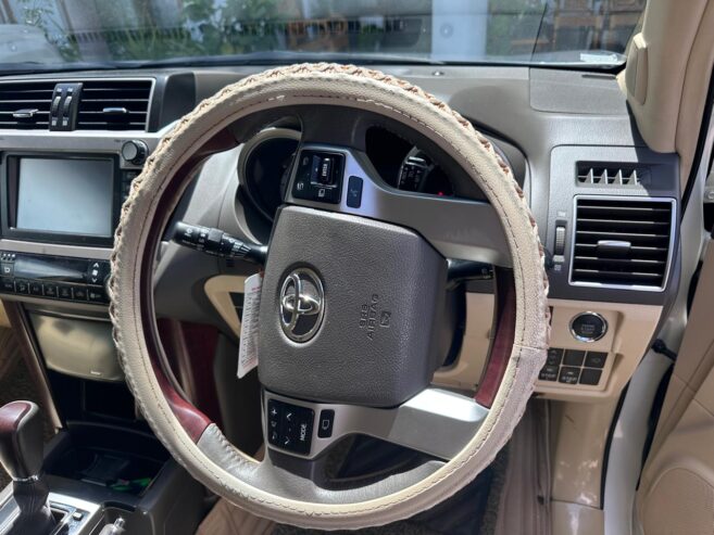 Toyota Land Cruiser Prado 2016