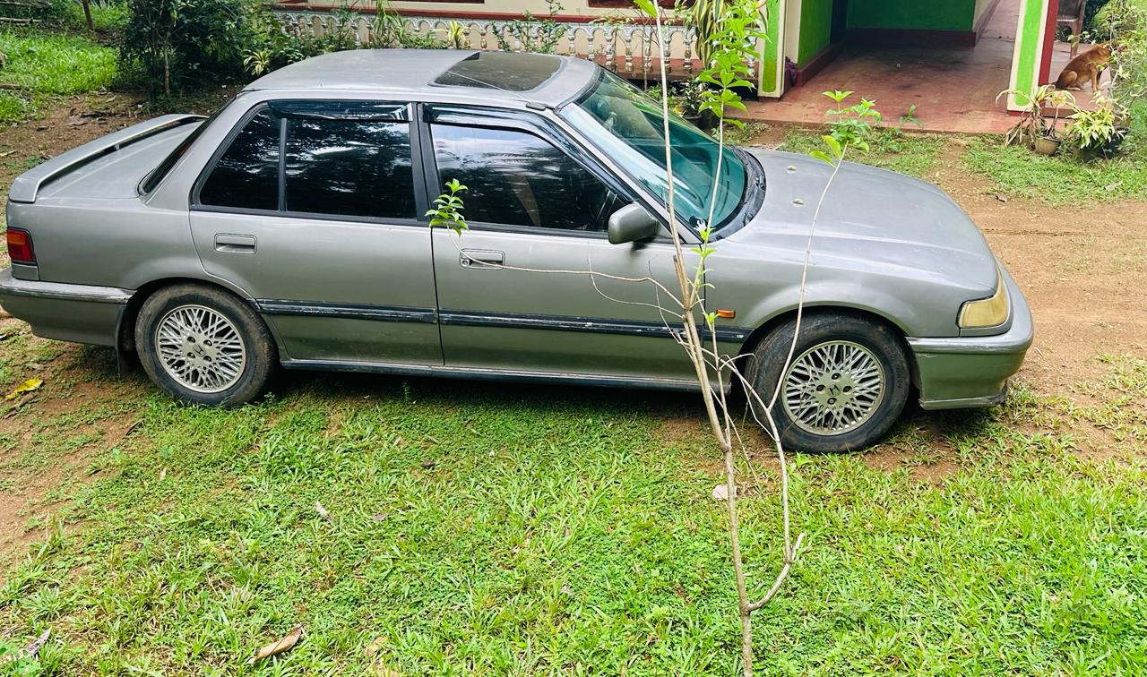 Honda Grand Civic 1990