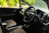 Honda Fit Shuttle 2013