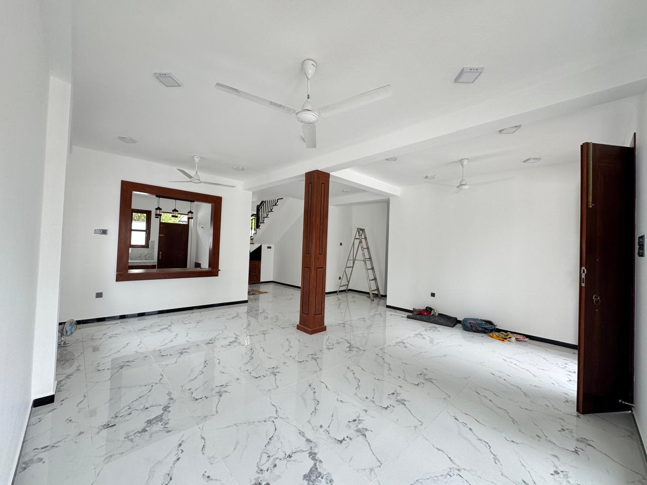 Brand New Three Storied House for Sale Siyabalape