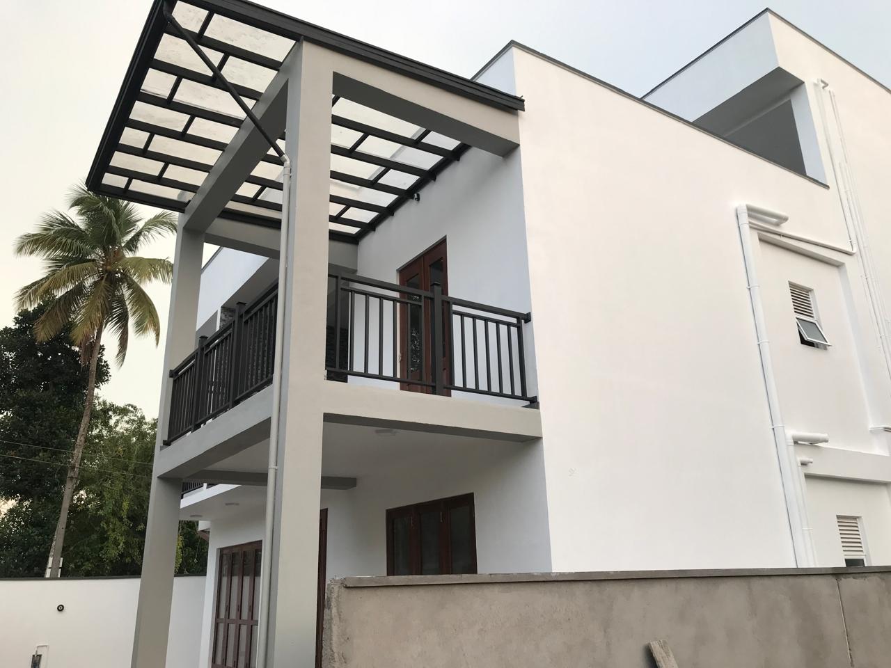 Brand New Three Storied House for Sale Siyabalape