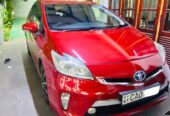 Toyota Prius PHV 2014