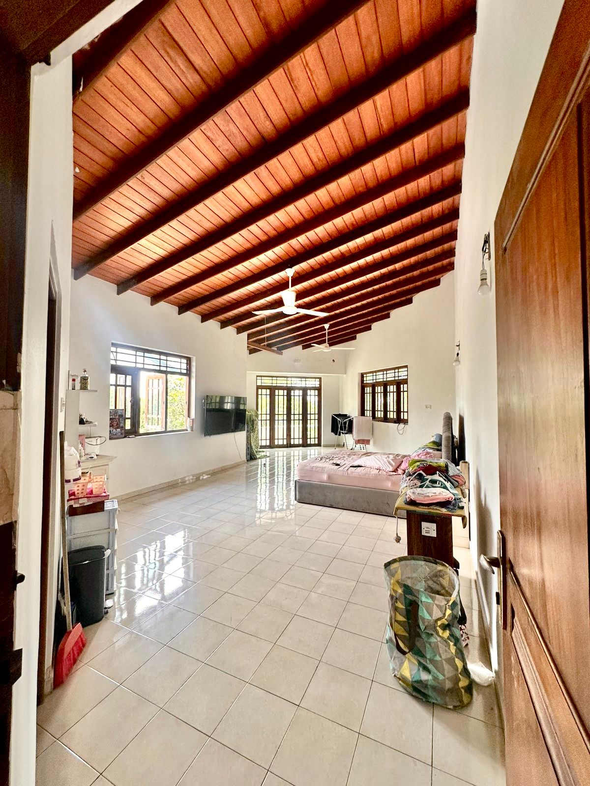 Spacious 2-Storey House for Sale in Kadawatha, Sri Lanka