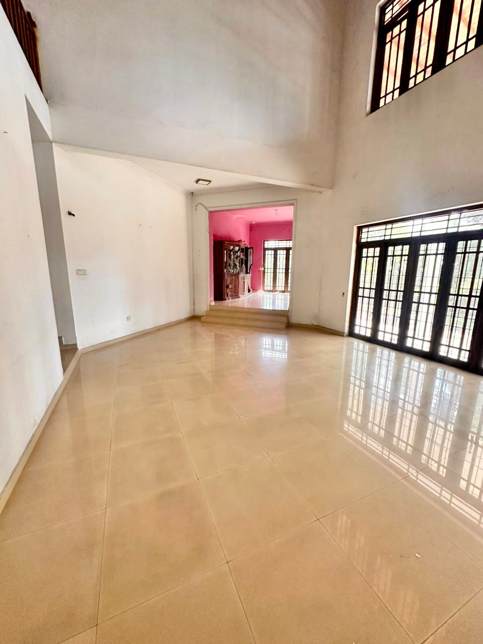 Spacious 2-Storey House for Sale in Kadawatha, Sri Lanka