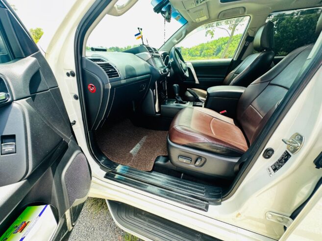 Toyota Land Cruiser Prado TRJ-150 2017