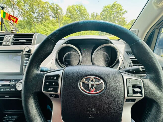 Toyota Land Cruiser Prado TRJ-150 2017