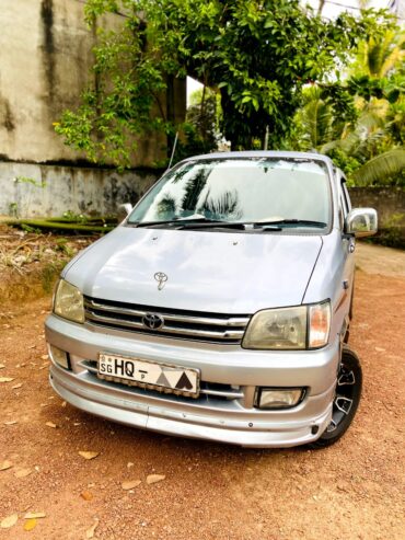 Toyota Noah KR42 1998