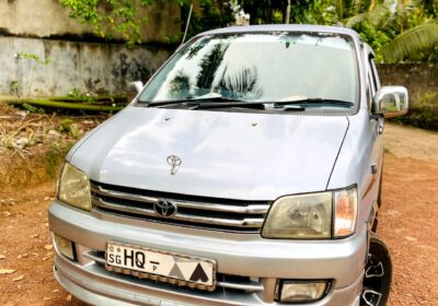 Toyota Noah KR42 1998
