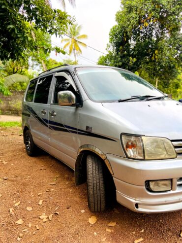 Toyota Noah KR42 1998