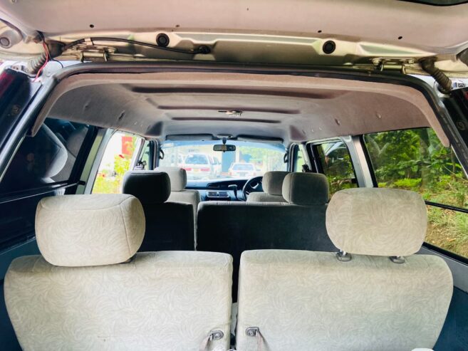 Toyota Noah KR42 1998