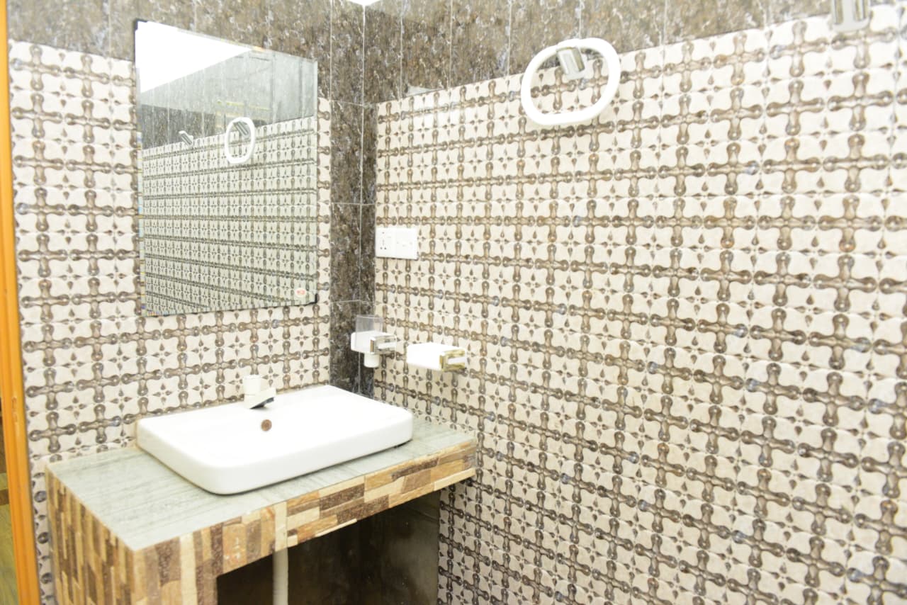 Hotel for Sale – Trincomalee