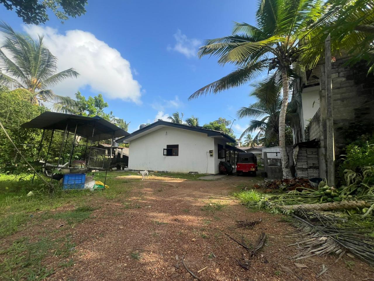 House and Land for Sale – Gonapinuwala Town (50m to City Center)