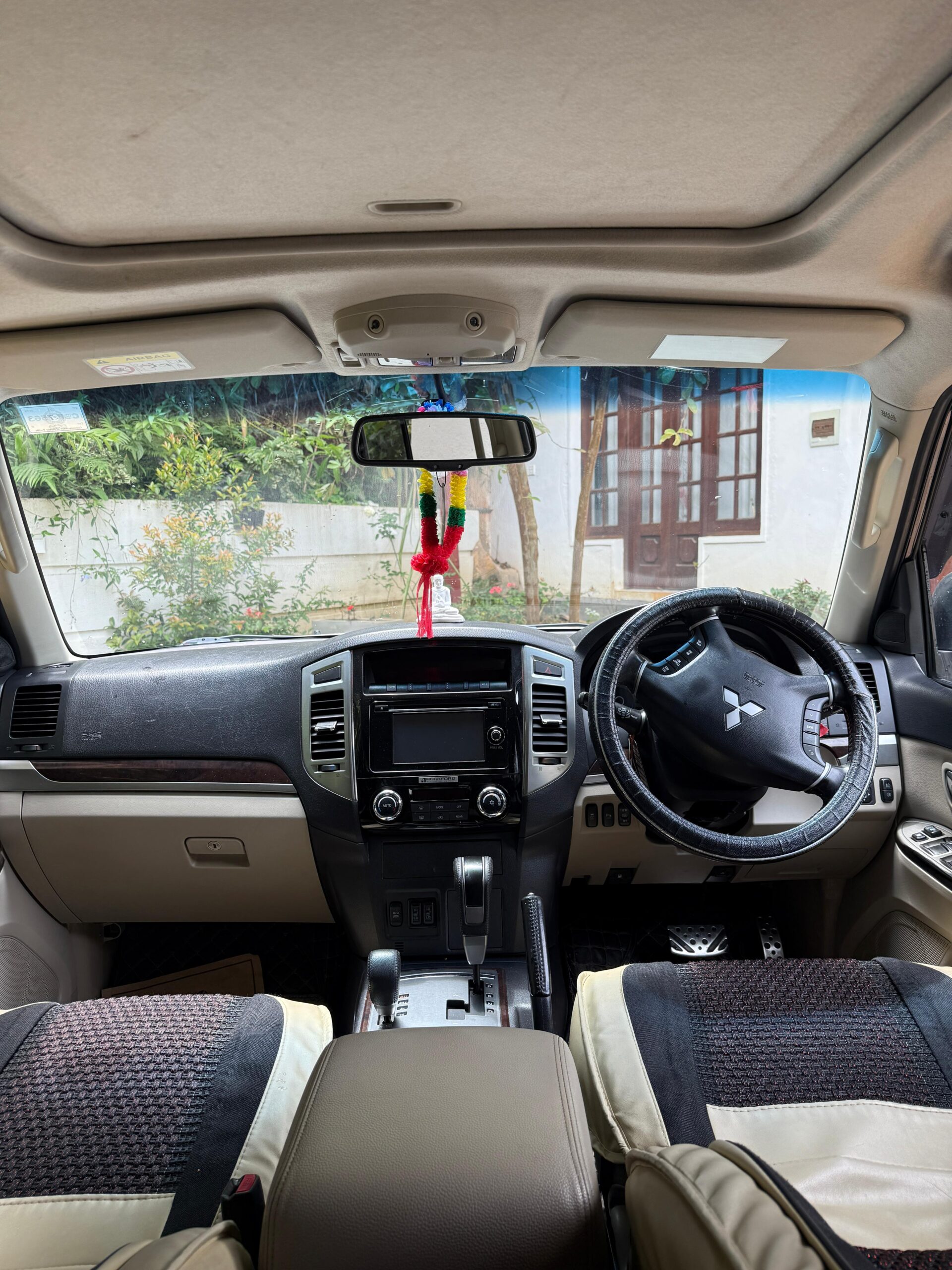 Mitsubishi Montero 2017