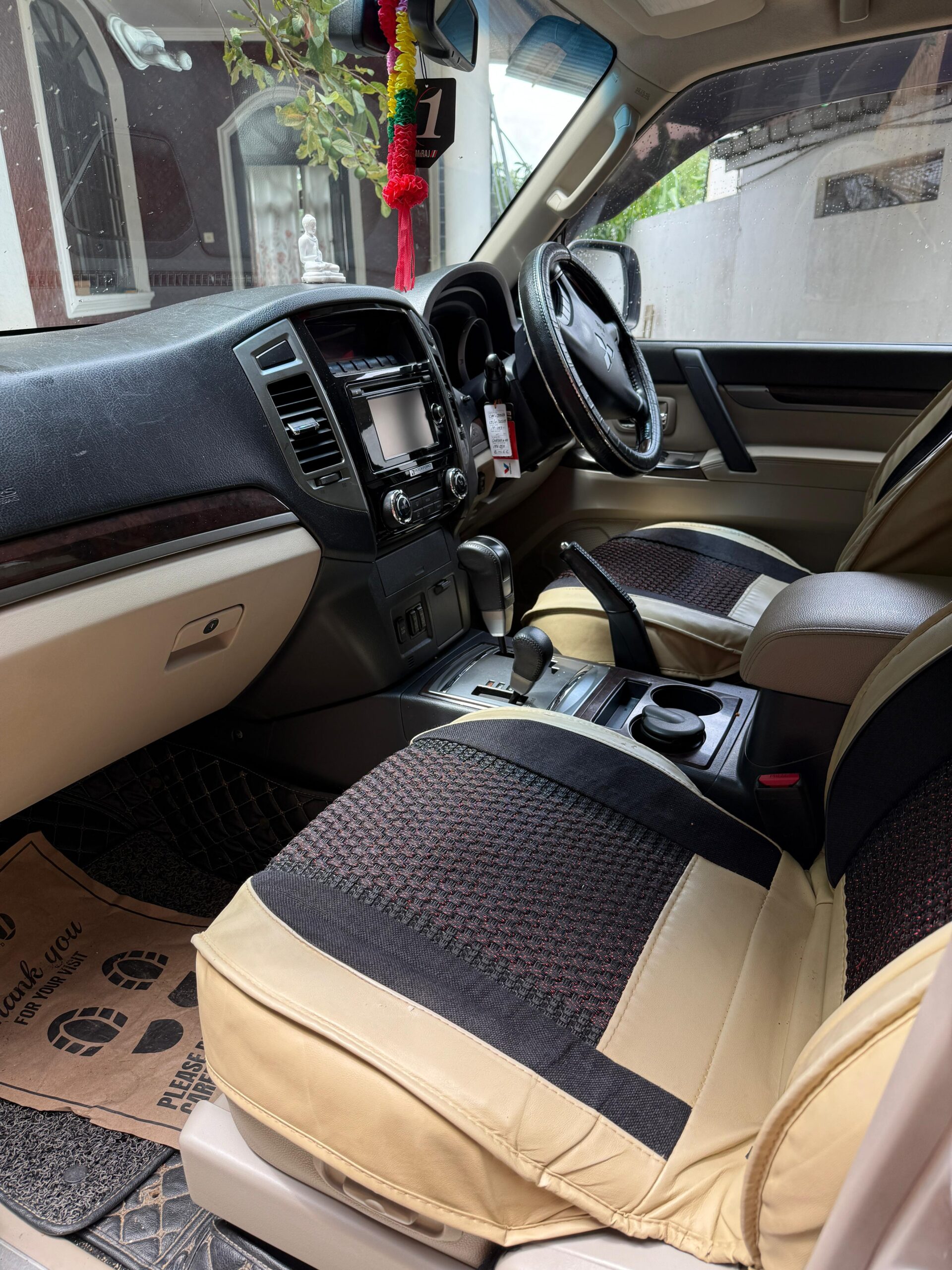 Mitsubishi Montero 2017