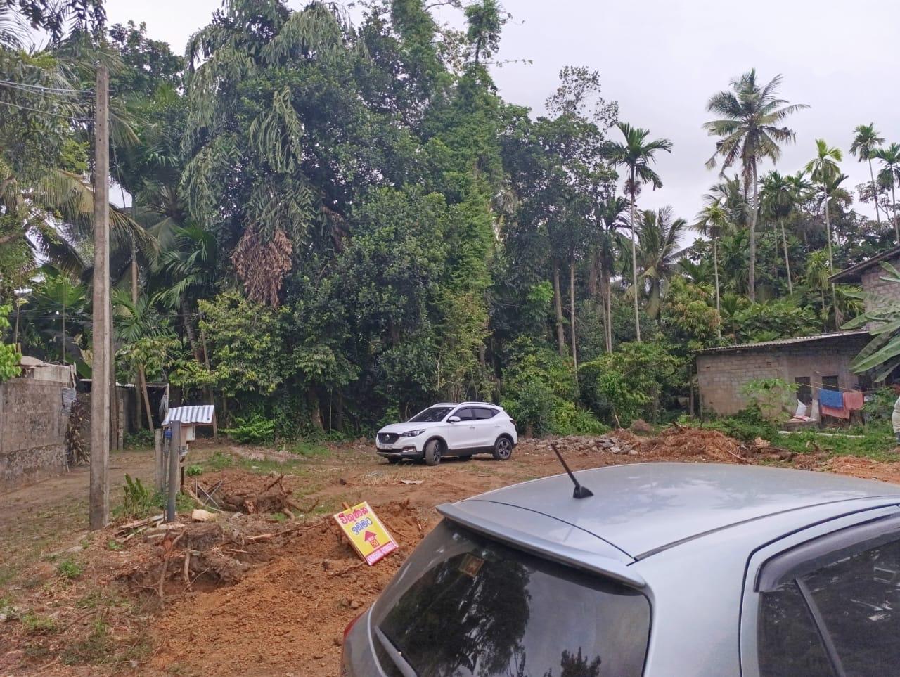 Land for Sale in Wattala, Near Wanwasala Station