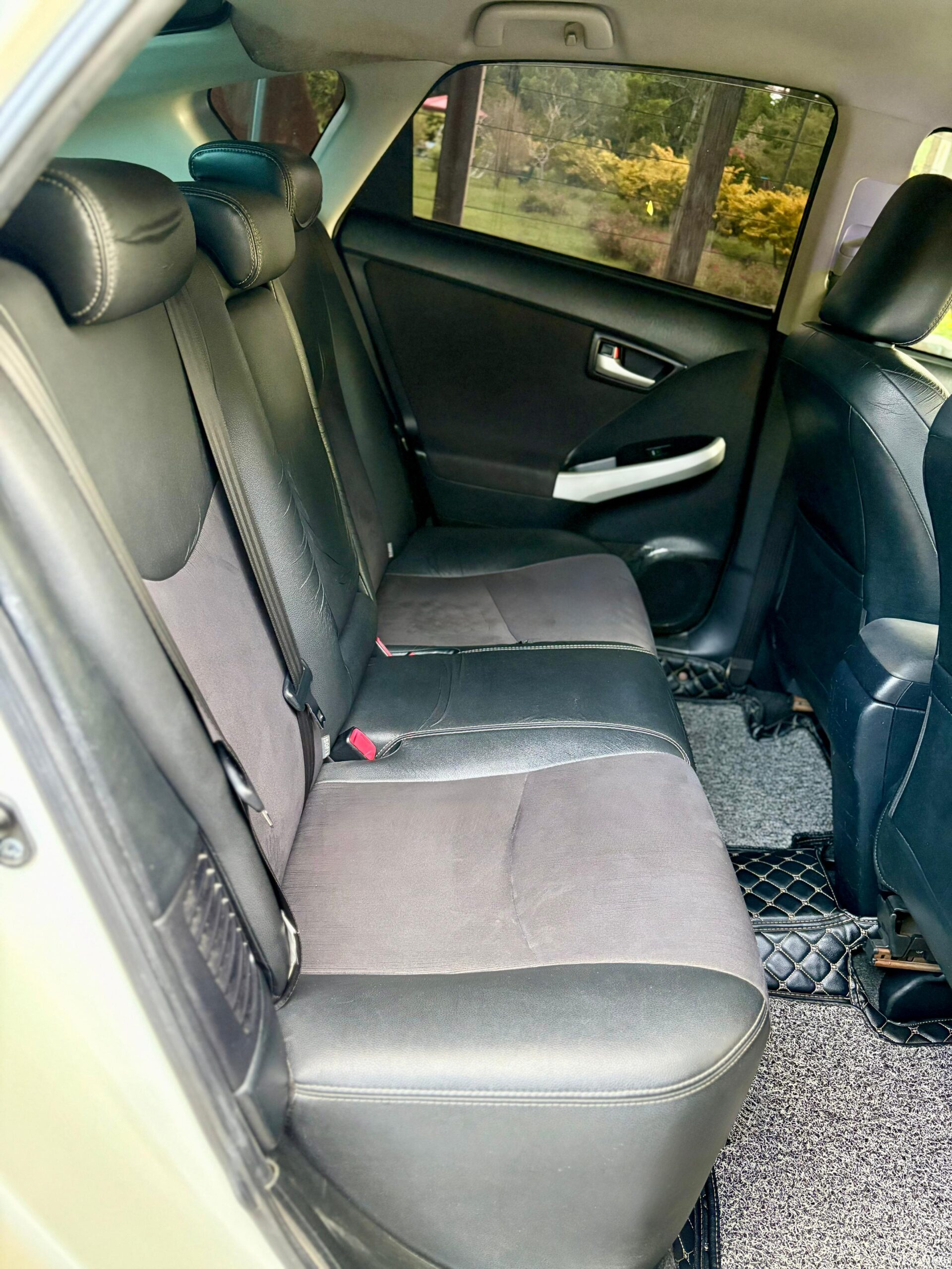 Toyota Prius G Grade 2013