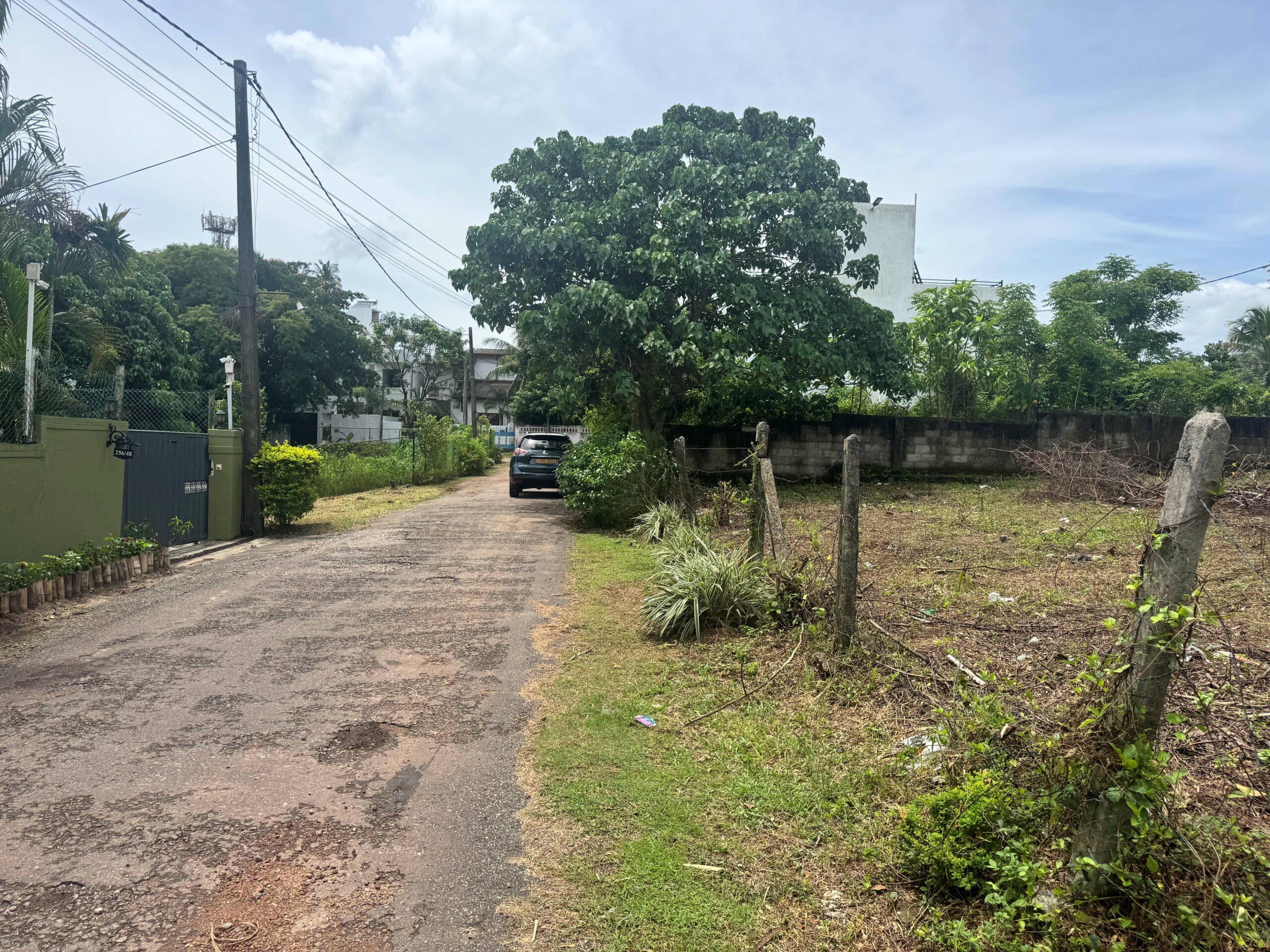 Land for sale in Welivita Kaduwela