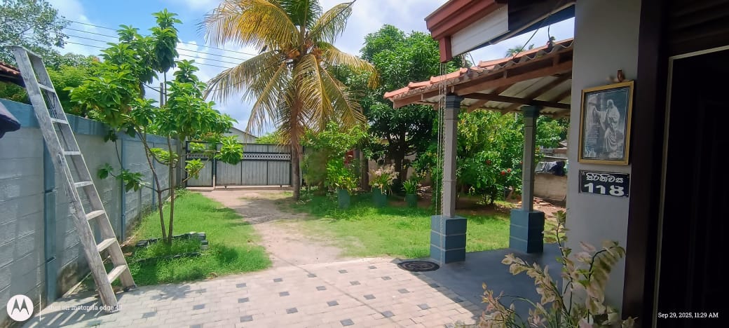 House for Sale in Negombo Akkarapanaha